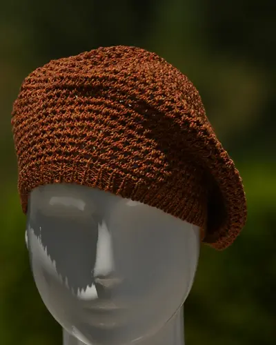Rust knitted beret