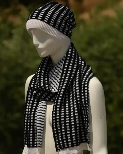 Black and white scarf and beanie set